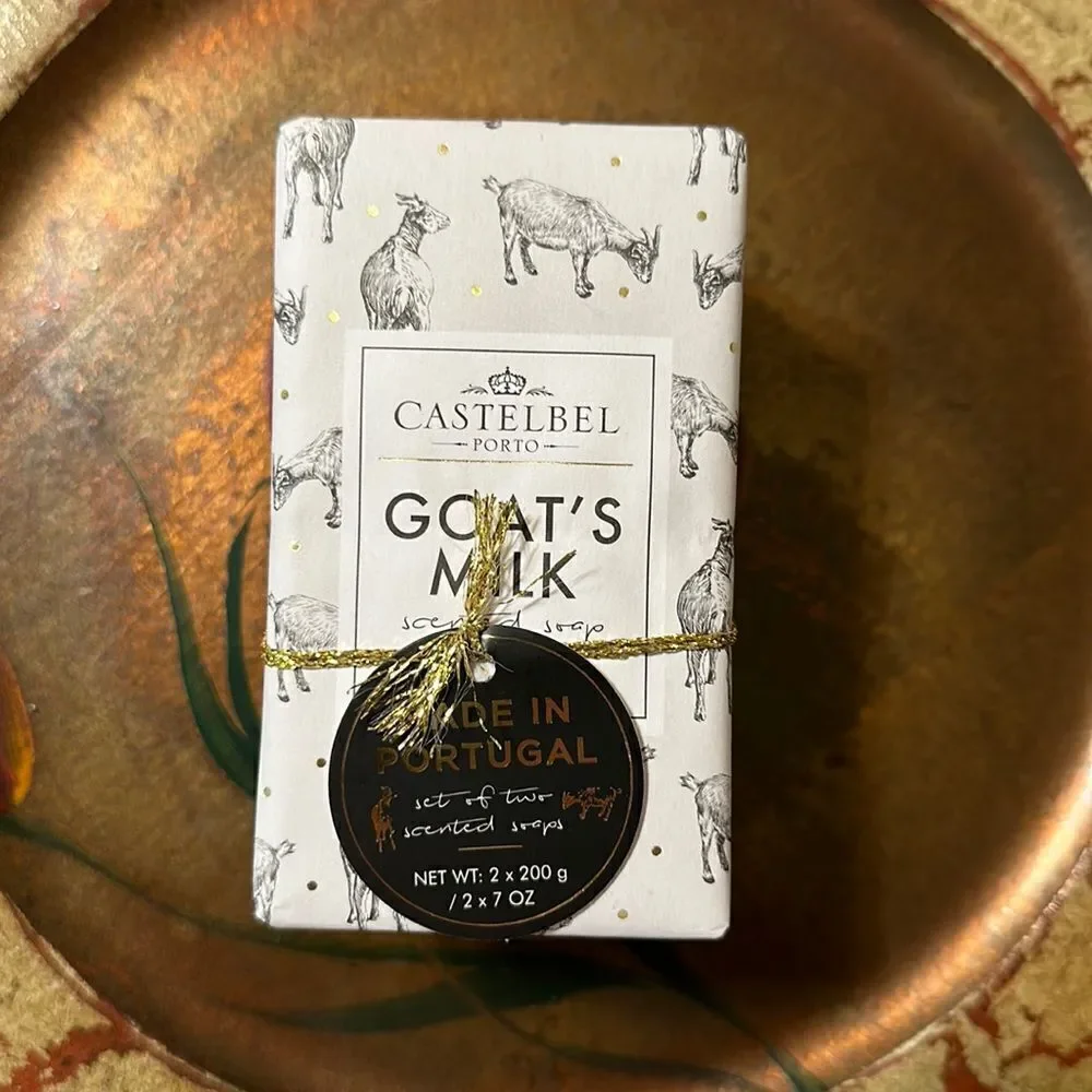 Men’s Set of 2 1 Bay Rum Fragranced Soap & 2 Goat’s Milk Bars